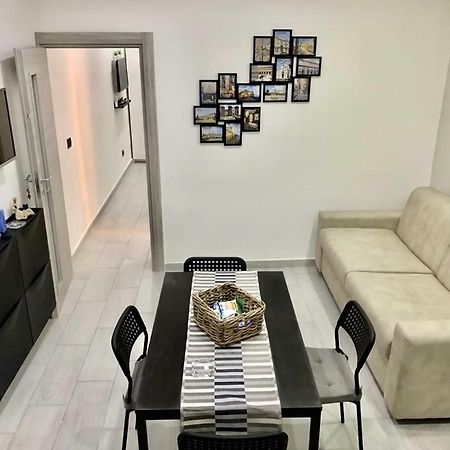 Nel Cuore Di Napoli Apartman Kültér fotó