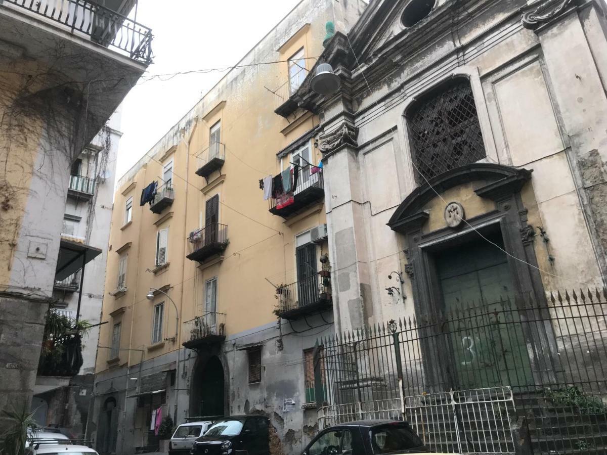 Nel Cuore Di Napoli Apartman Kültér fotó