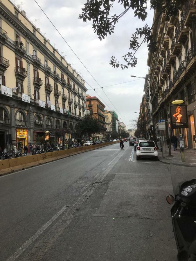 Nel Cuore Di Napoli Apartman Kültér fotó