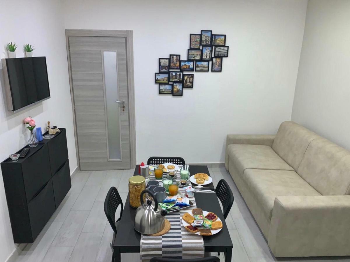 Nel Cuore Di Napoli Apartman Kültér fotó